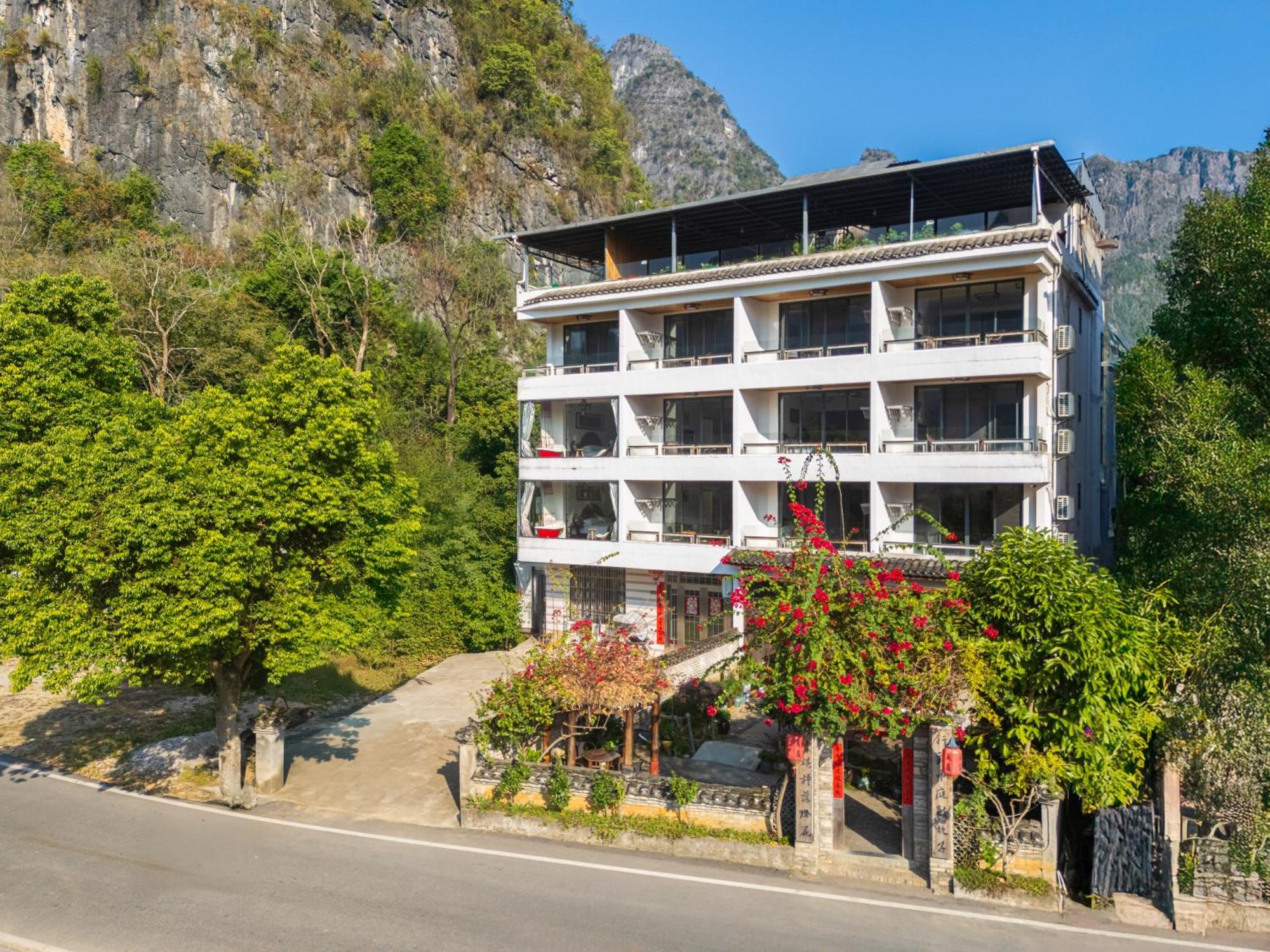 Leisure Courtyard Hotel Yangshuo-Free Shuttle Bus To Yangshuo Station Stay 2 Nights One Way Extérieur photo